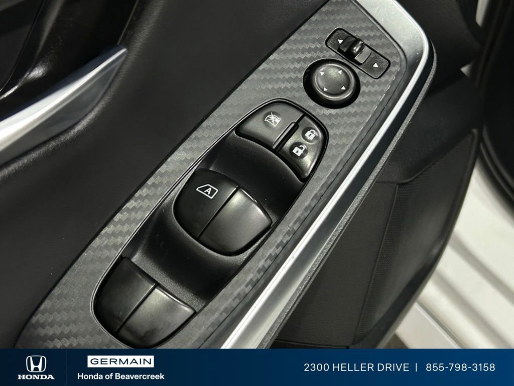 Used 2020 Nissan Sentra SR w/ Electronics Package FWD image 18