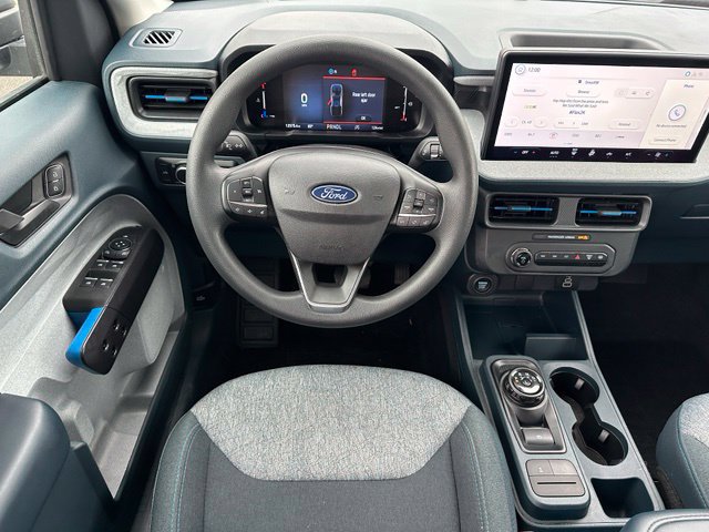 Used 2025 Ford Maverick XLT w/ Equipment Group 302A AWD/4WD image 10
