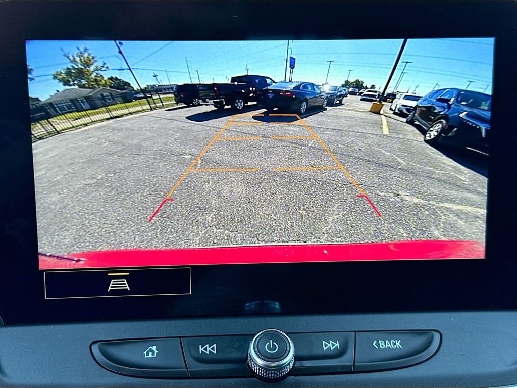 Used 2023 Chevrolet Blazer LT image 13