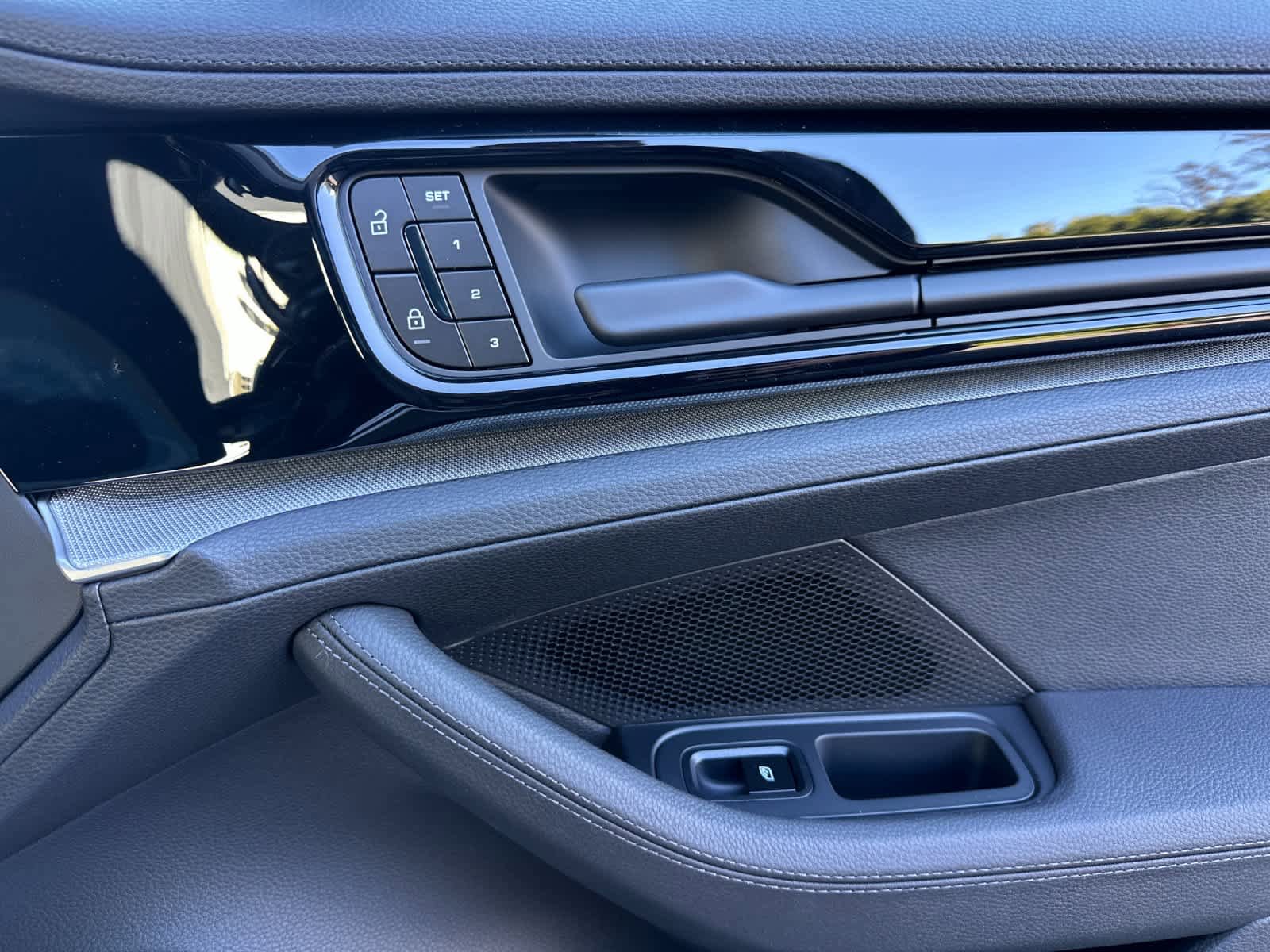 New 2026 Porsche Panamera 4 AWD/4WD image 19