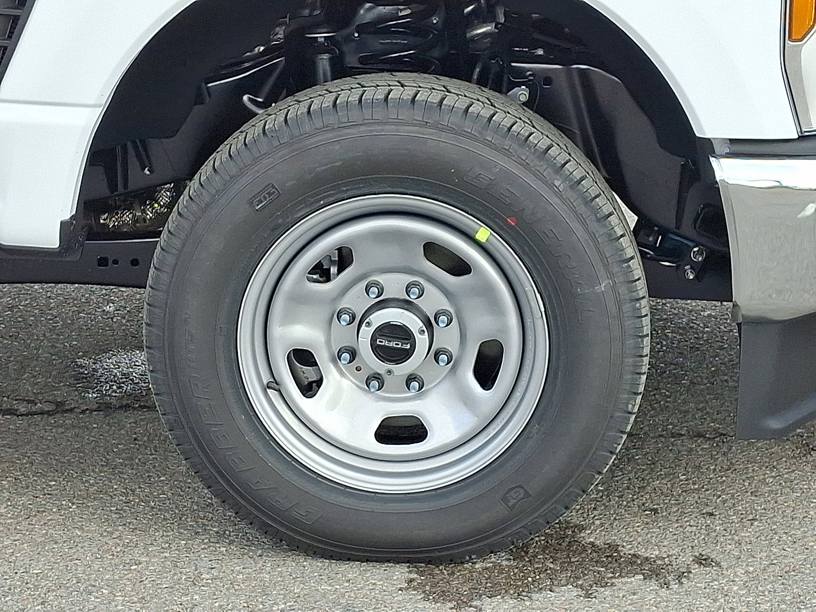 New 2026 Ford F350 XL w/ XL Chrome Package AWD/4WD image 8