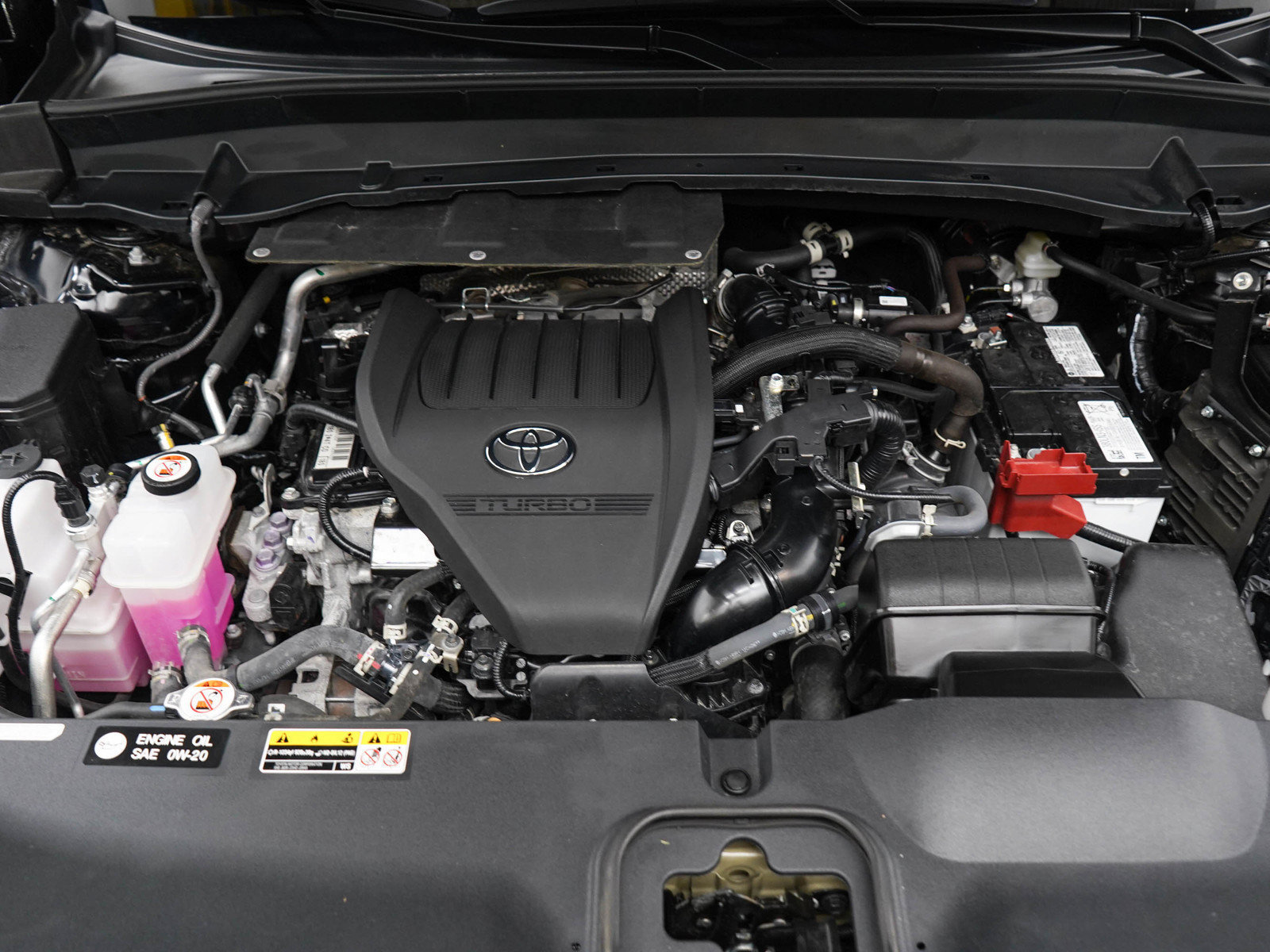 Used 2025 Toyota Grand Highlander AWD image 35