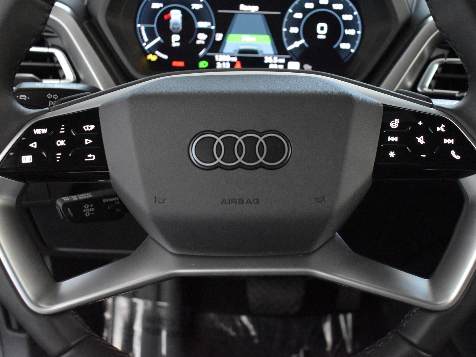 Used 2025 Audi Q4 e-tron Prestige w/ Black Optic Package AWD/4WD image 21