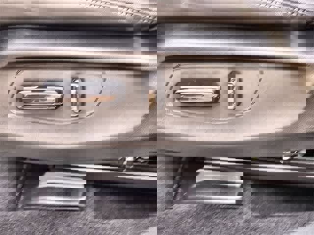 Certified 2026 Honda HR-V EX-L image 31