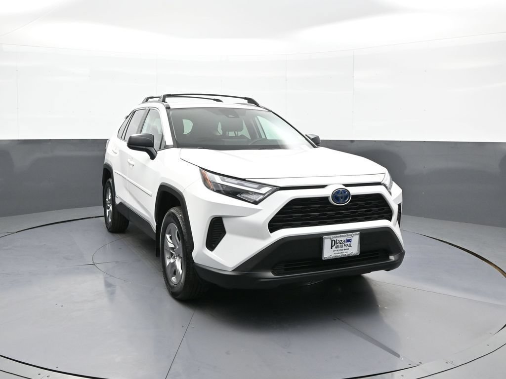 Certified 2024 Toyota RAV4 LE AWD/4WD image 3