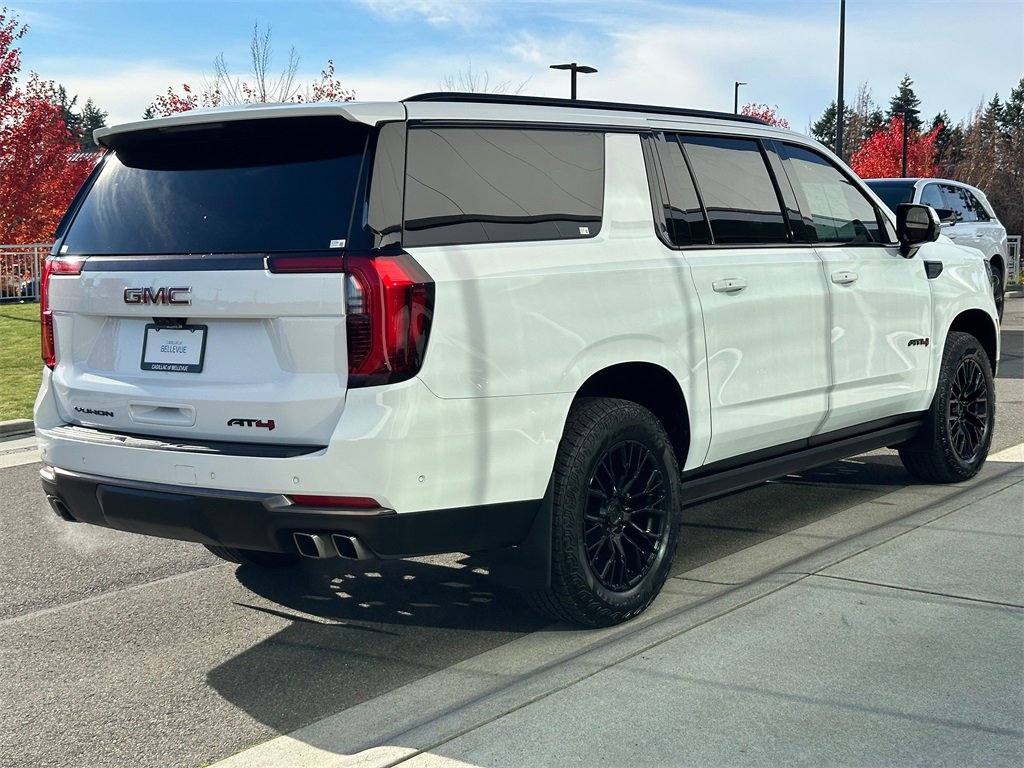 Used 2025 GMC Yukon XL AT4 Ultimate image 5