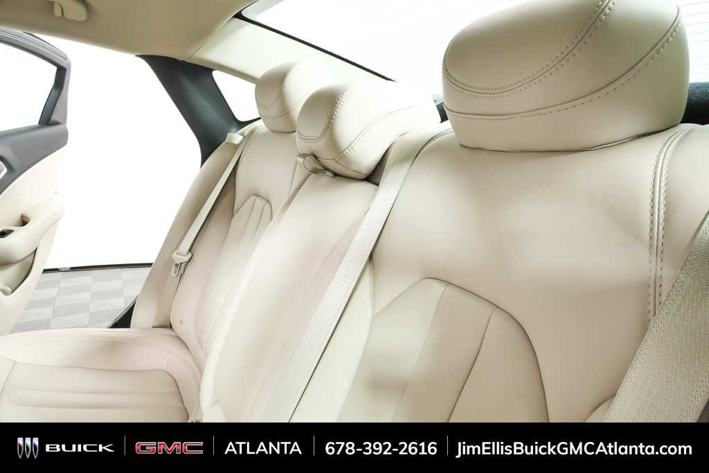 Used 2015 Chrysler 200 C w/ Navigation & Sound Group I AWD/4WD image 21