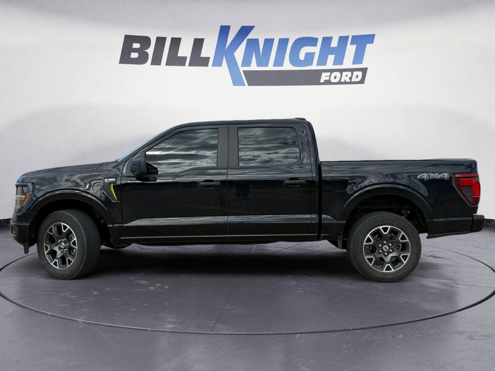 Used 2024 Ford F150 STX image 2