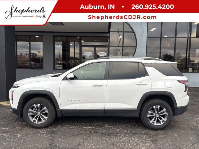 Used 2025 Chevrolet Equinox LT w/ Convenience Package II image 1