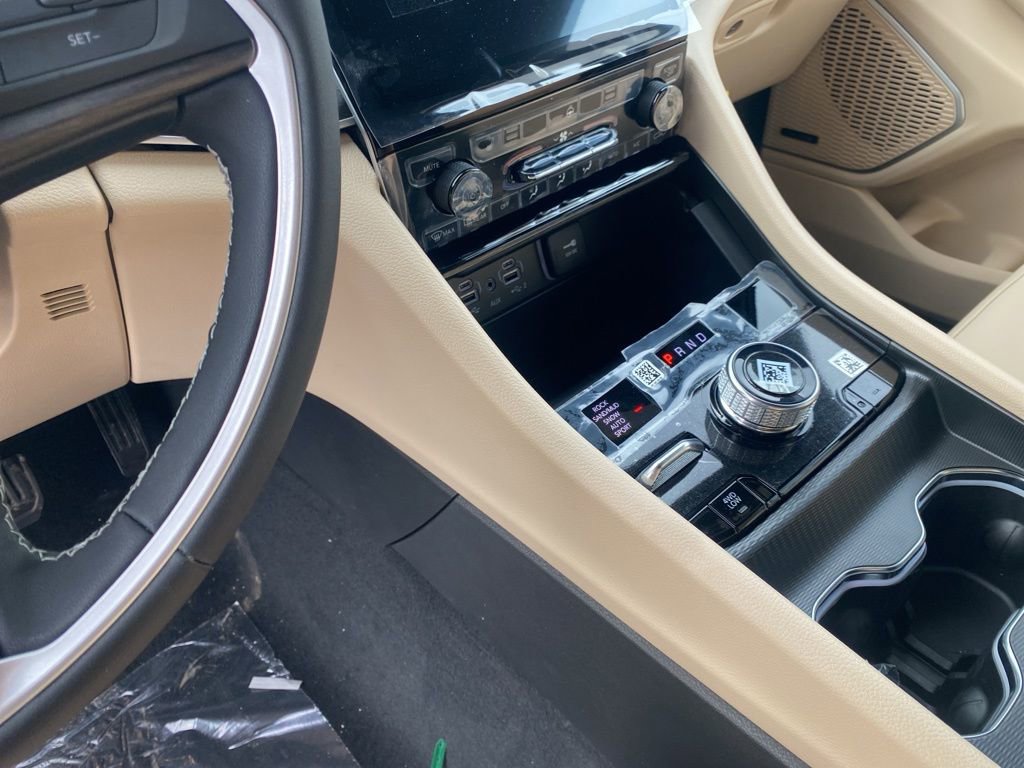 Used 2024 Jeep Grand Cherokee Limited 4xe w/ Trailer Tow Package image 14