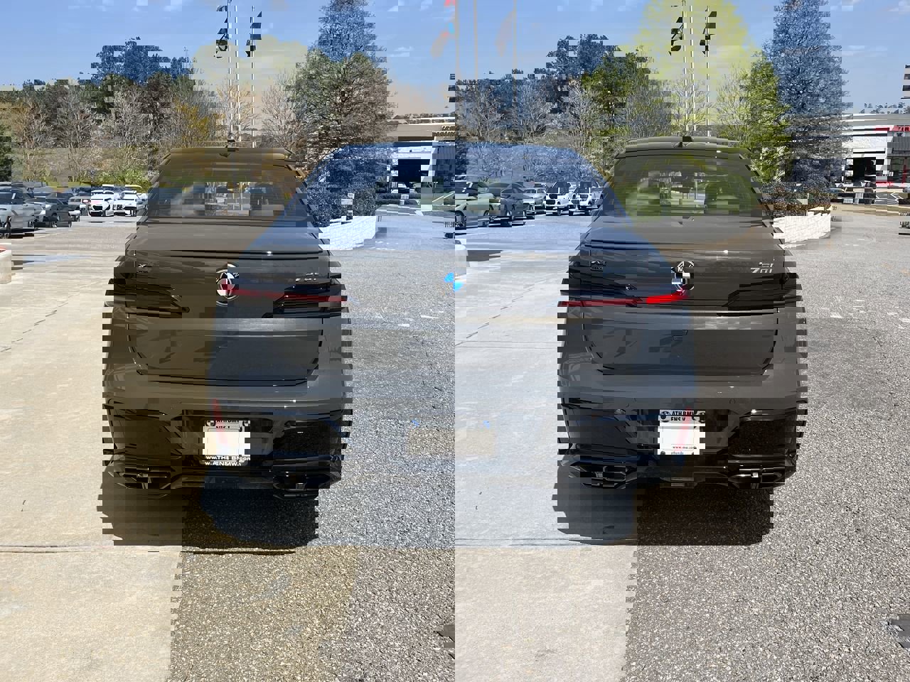 New 2026 BMW 760i xDrive w/ Executive Package image 7