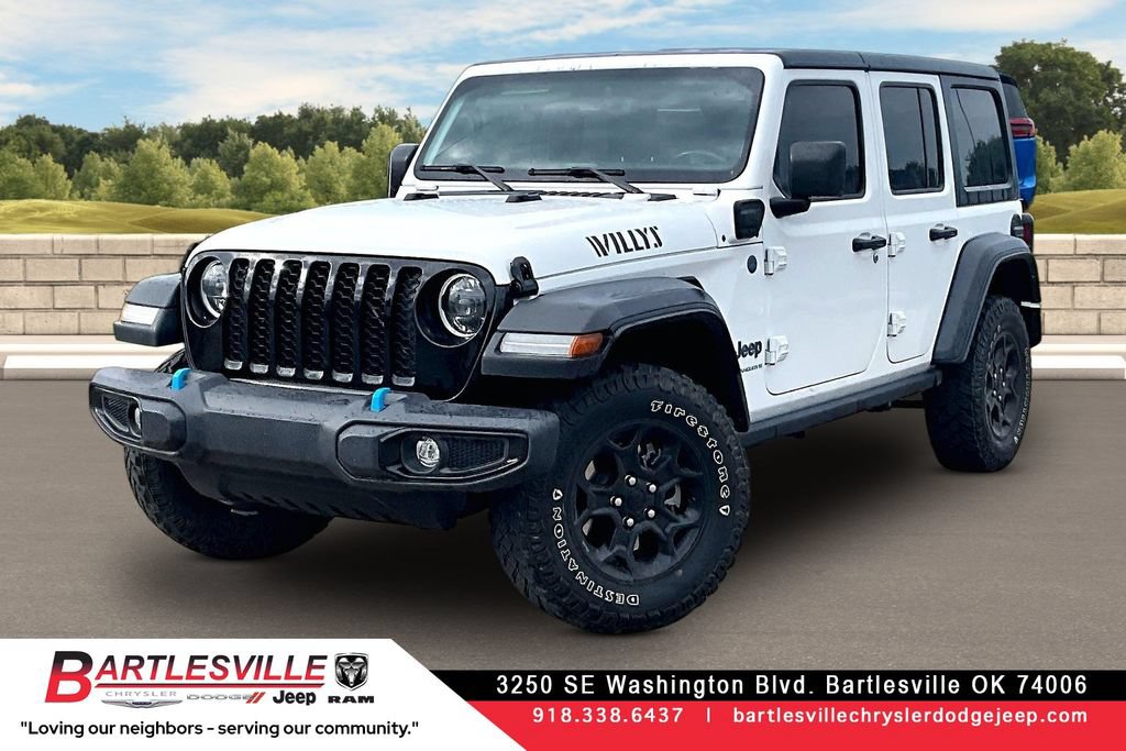 Used 2023 Jeep Wrangler Unlimited w/ Cold Weather Group AWD/4WD image 1