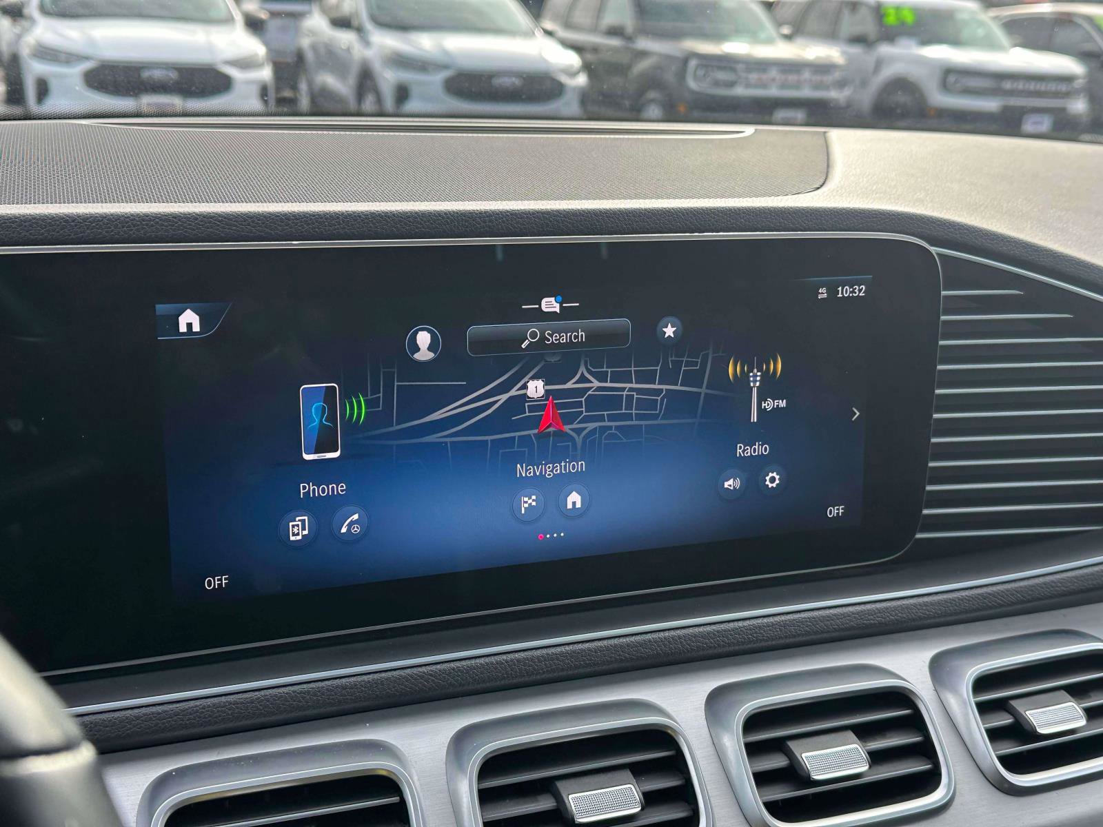 Used 2024 Mercedes-Benz GLE 450e GLE 450e Plug-In Hybrid 4MATIC image 29