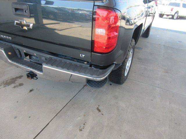 Used 2018 Chevrolet Silverado 1500 LT AWD/4WD image 21