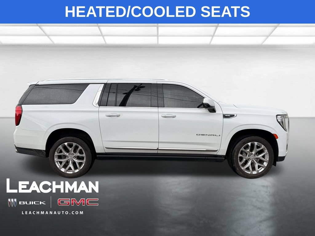Used 2021 GMC Yukon XL Denali w/ Denali Premium Package AWD/4WD image 2