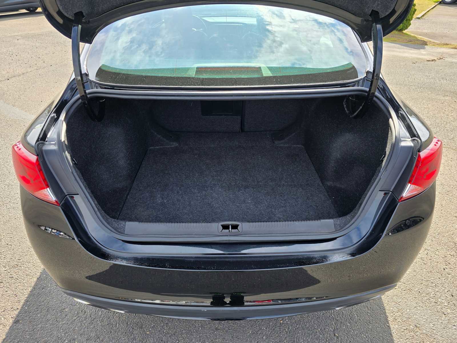 Used 2016 Chrysler 200 S image 15