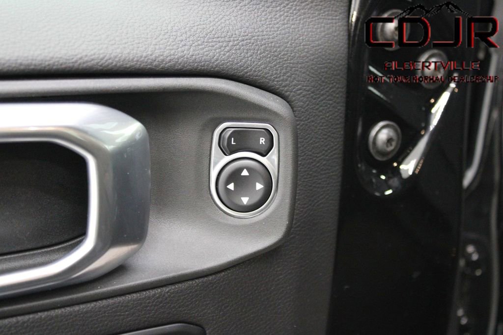 Used 2024 Jeep Wrangler Sahara w/ Technology Group image 15