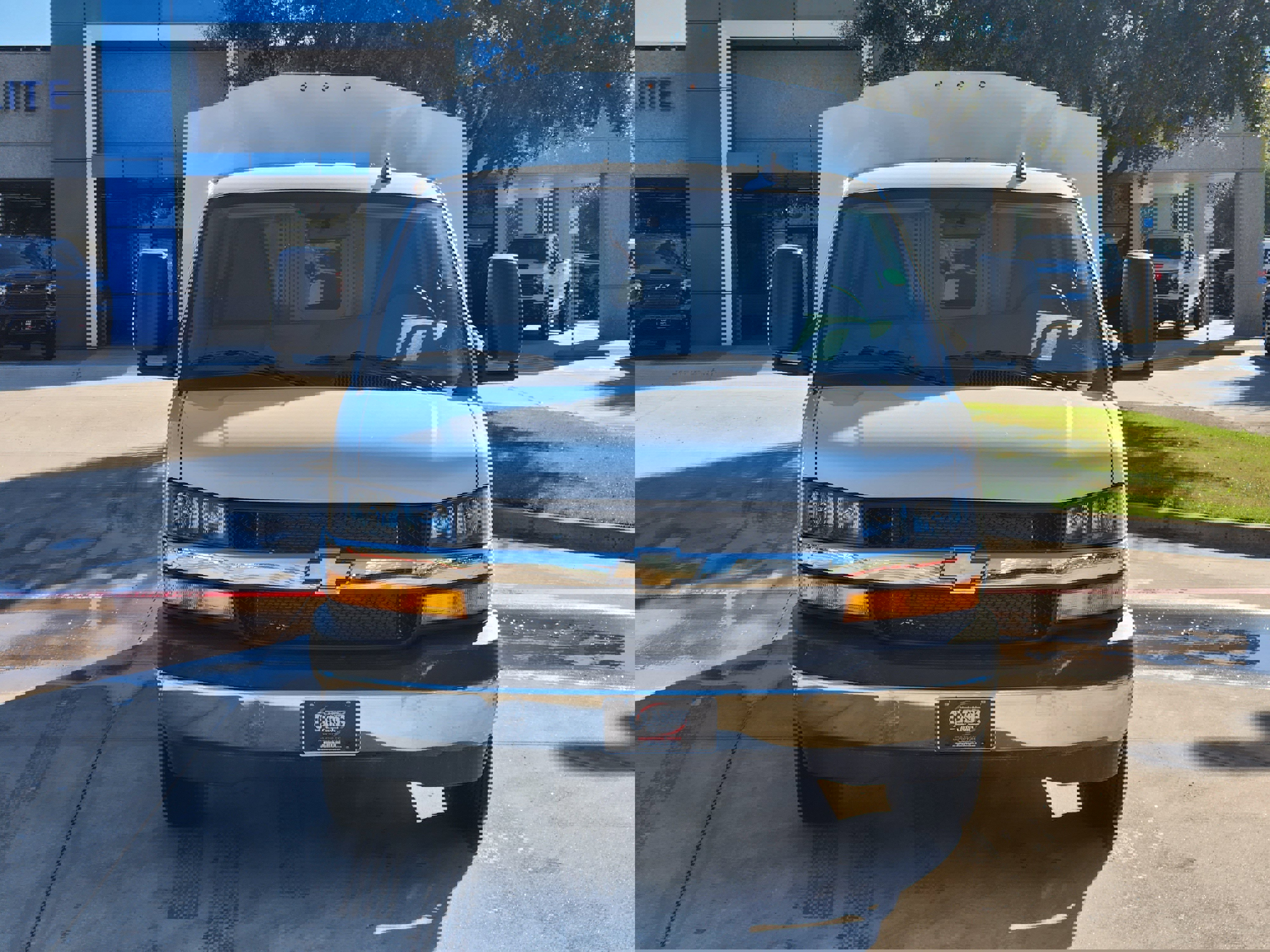 New 2025 Chevrolet Express 3500 w/ Power Convenience Package image 9