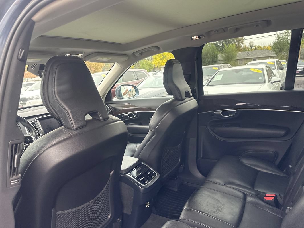 Used 2019 Volvo XC90 T6 Momentum w/ Protection Package Premier AWD/4WD image 32