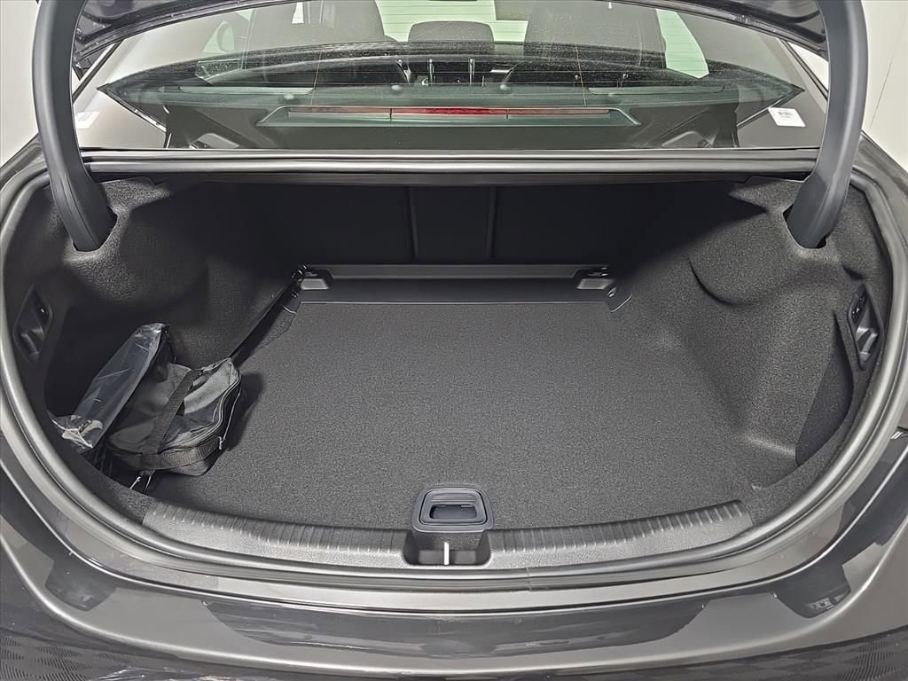 New 2026 Mercedes-Benz C 43 AMG 4MATIC Sedan image 13