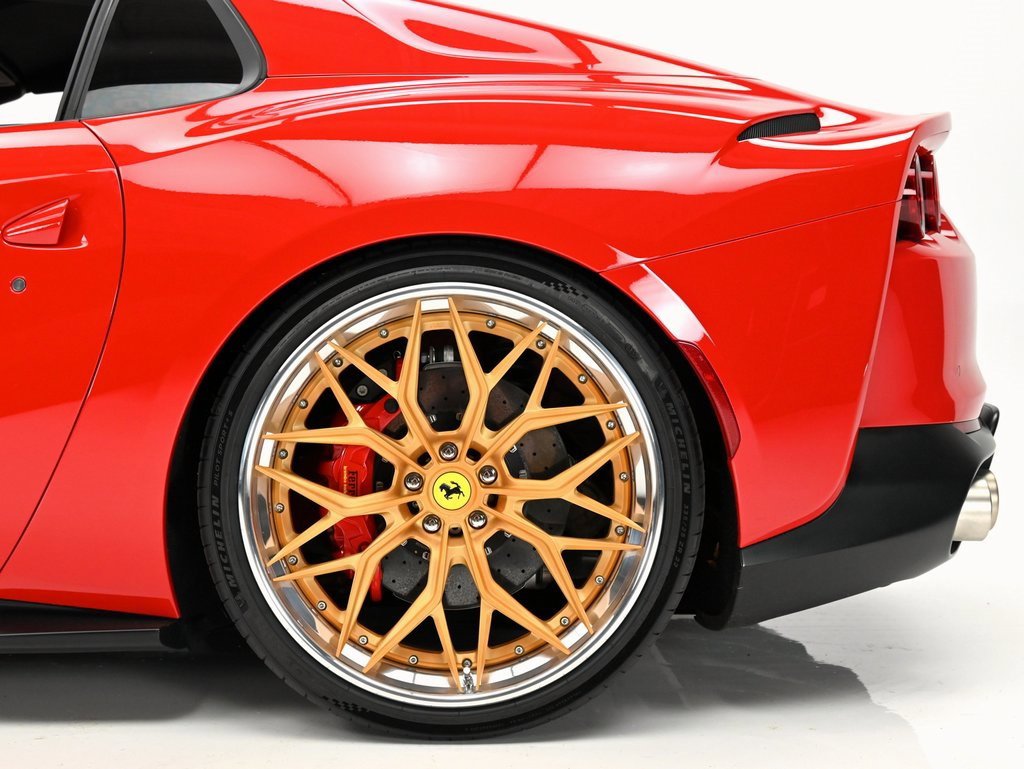 Used 2022 Ferrari 812 GTS image 43