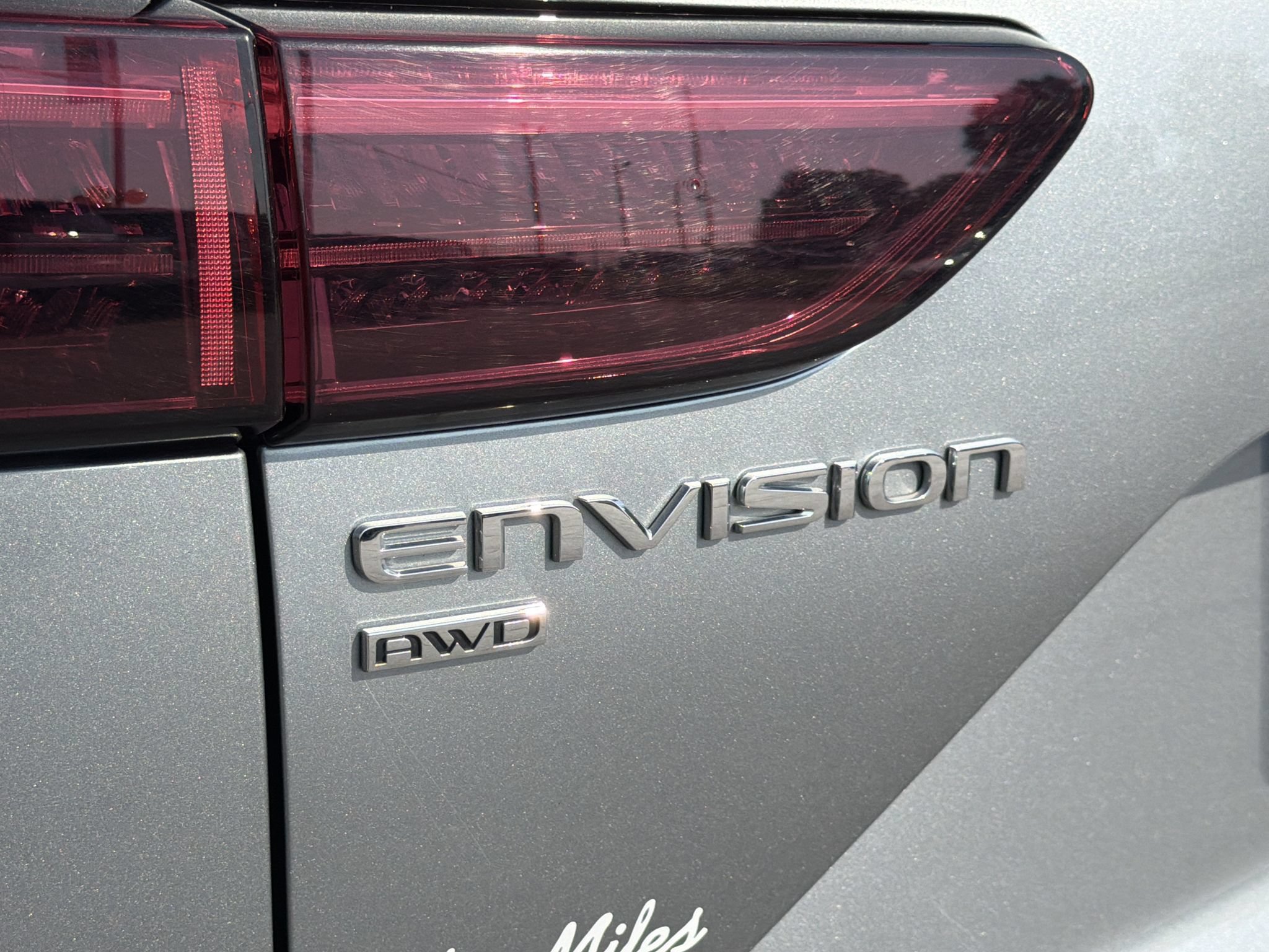 Used 2024 Buick Envision Preferred AWD/4WD image 31