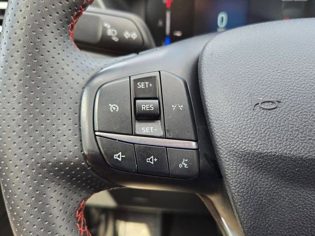 Used 2025 Ford Escape ST-Line FWD image 19
