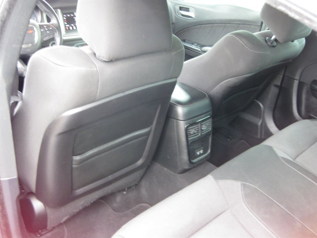 Used 2019 Dodge Charger SXT w/ Plus Group image 25