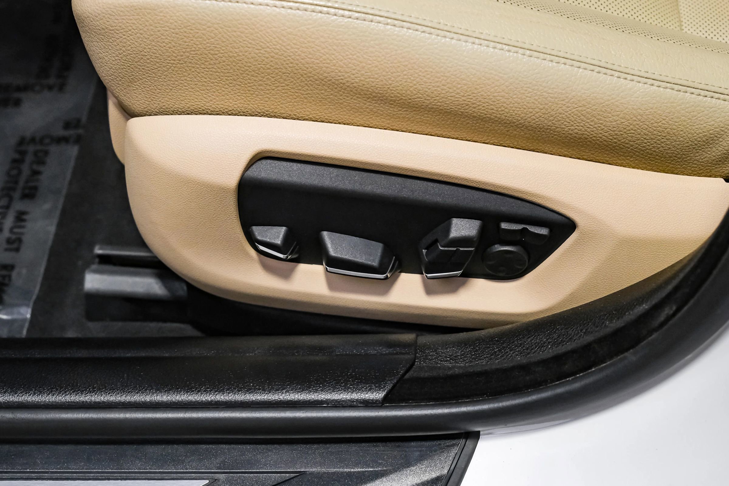 Used 2016 BMW 535i Sedan RWD image 23