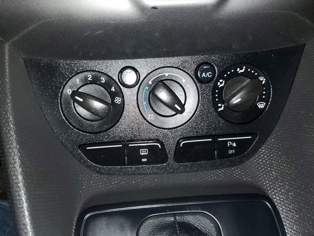 Used 2016 Ford Transit Connect XLT image 19