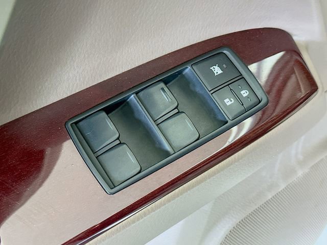 Used 2015 Lexus GX 460 w/ Premium Package AWD/4WD image 20