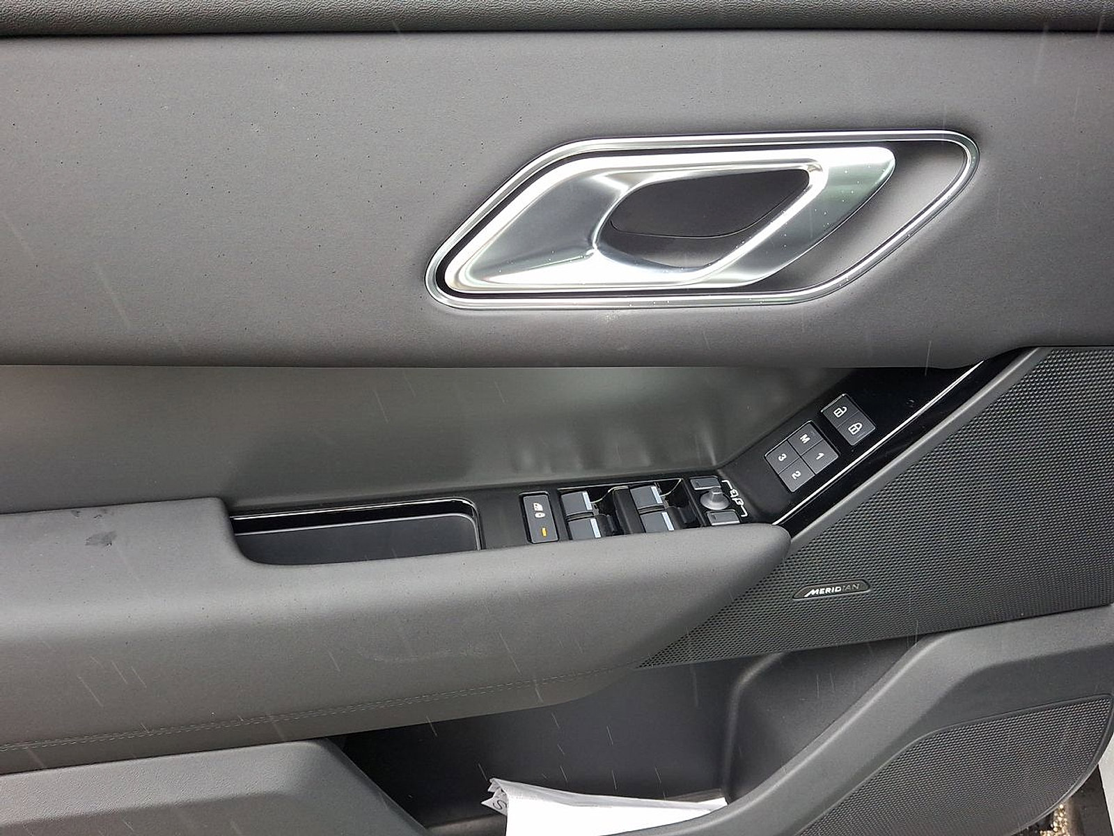 New 2026 Land Rover Range Rover Velar S image 19