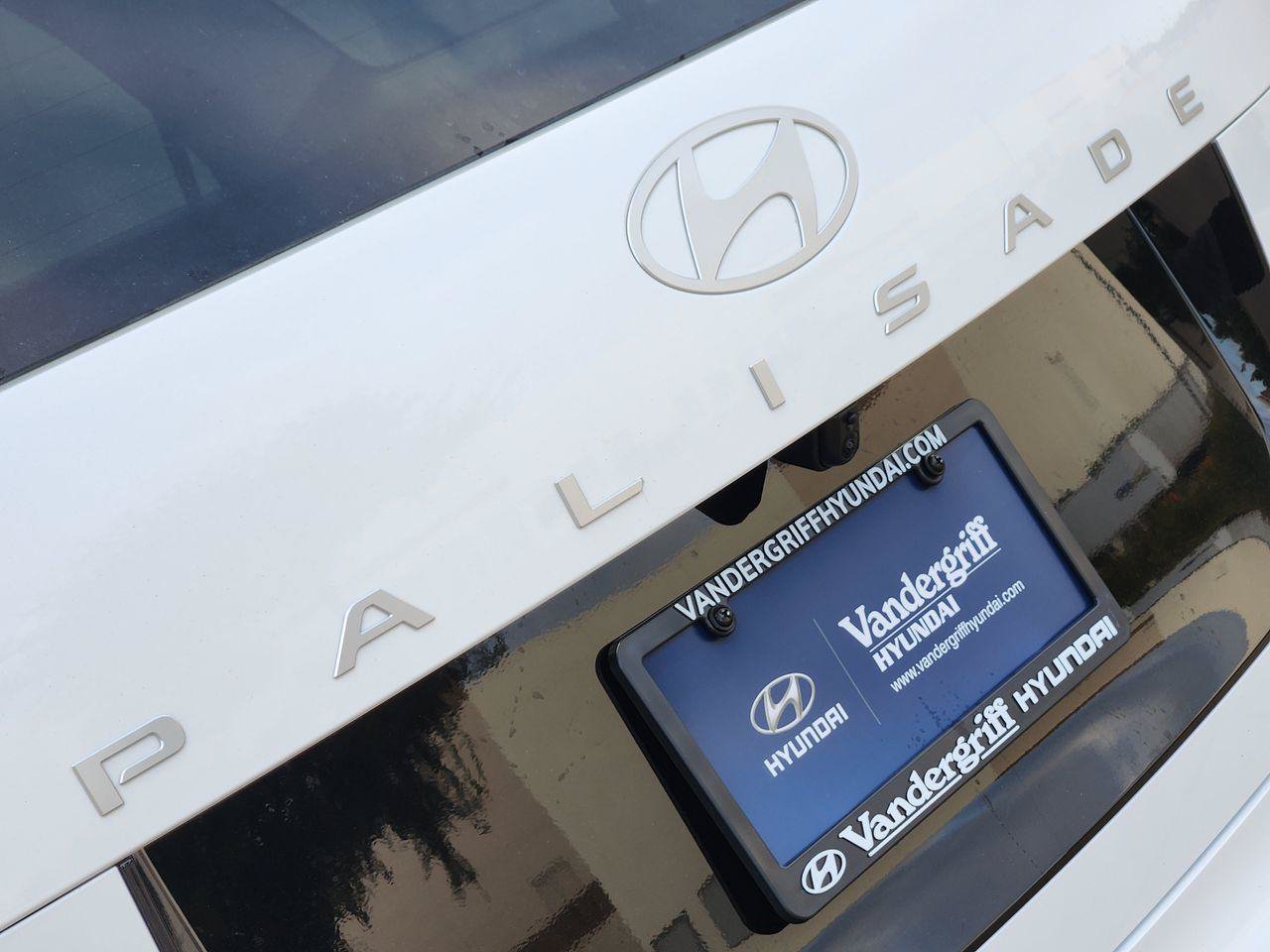 New 2026 Hyundai Palisade SEL Premium FWD image 8