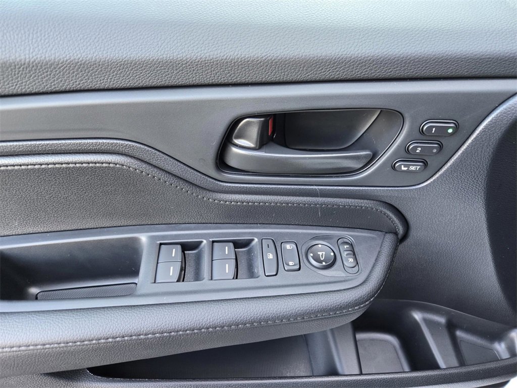 New 2026 Honda Odyssey Sport-L image 17