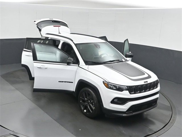 New 2026 Jeep Compass Latitude image 50