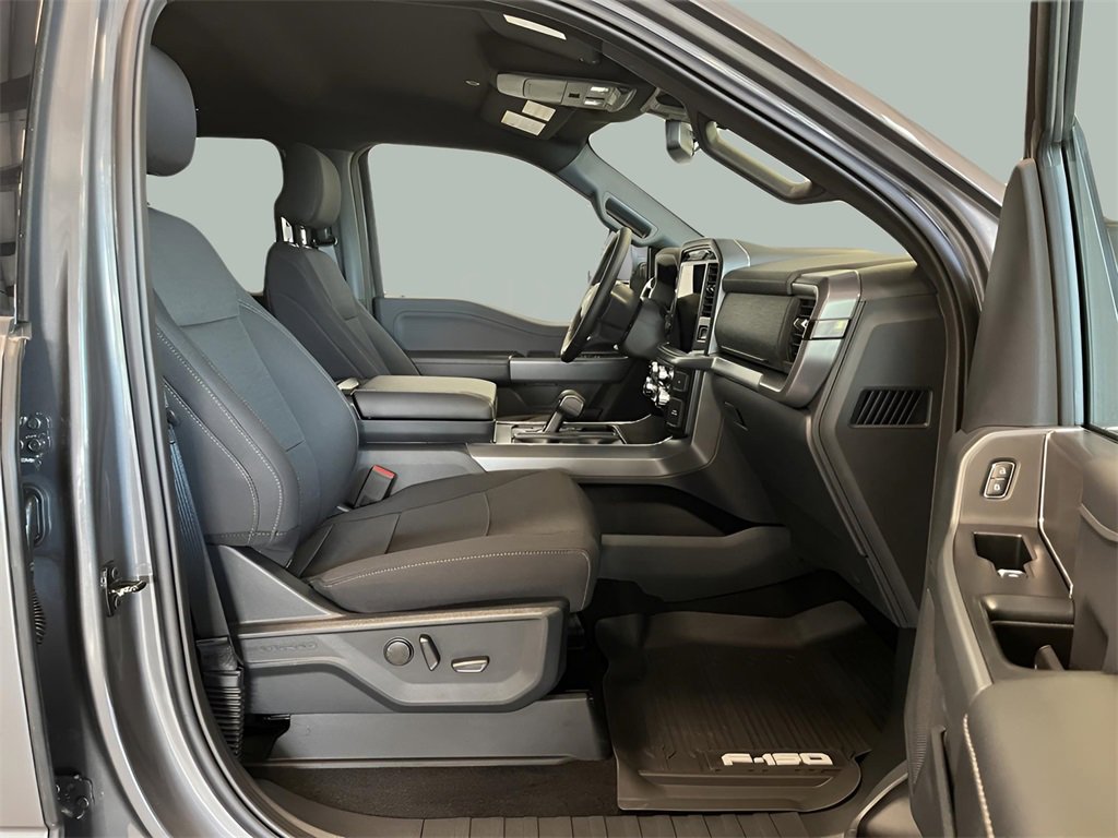 Used 2025 Ford F150 XLT w/ Equipment Group 302A MID image 10