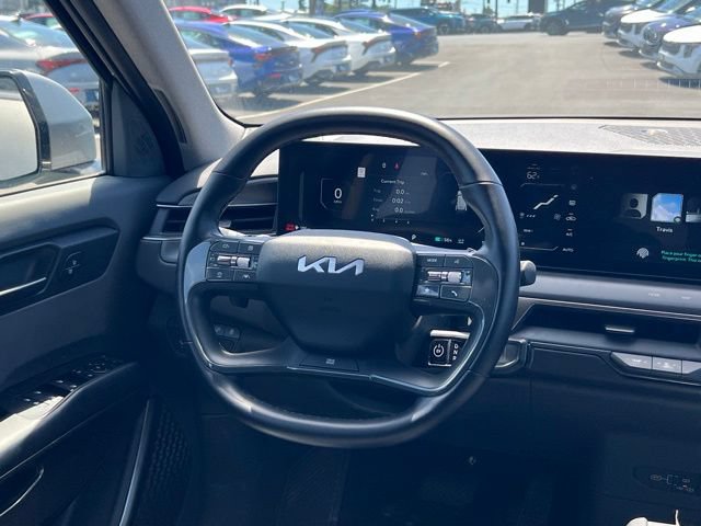 Certified 2024 Kia EV9 Light Long Range RWD image 12