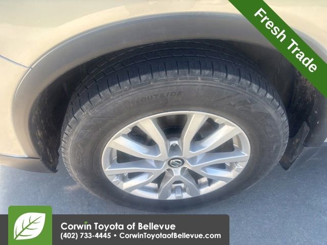 Used 2018 Nissan Rogue SV w/ Premium Package AWD/4WD image 11