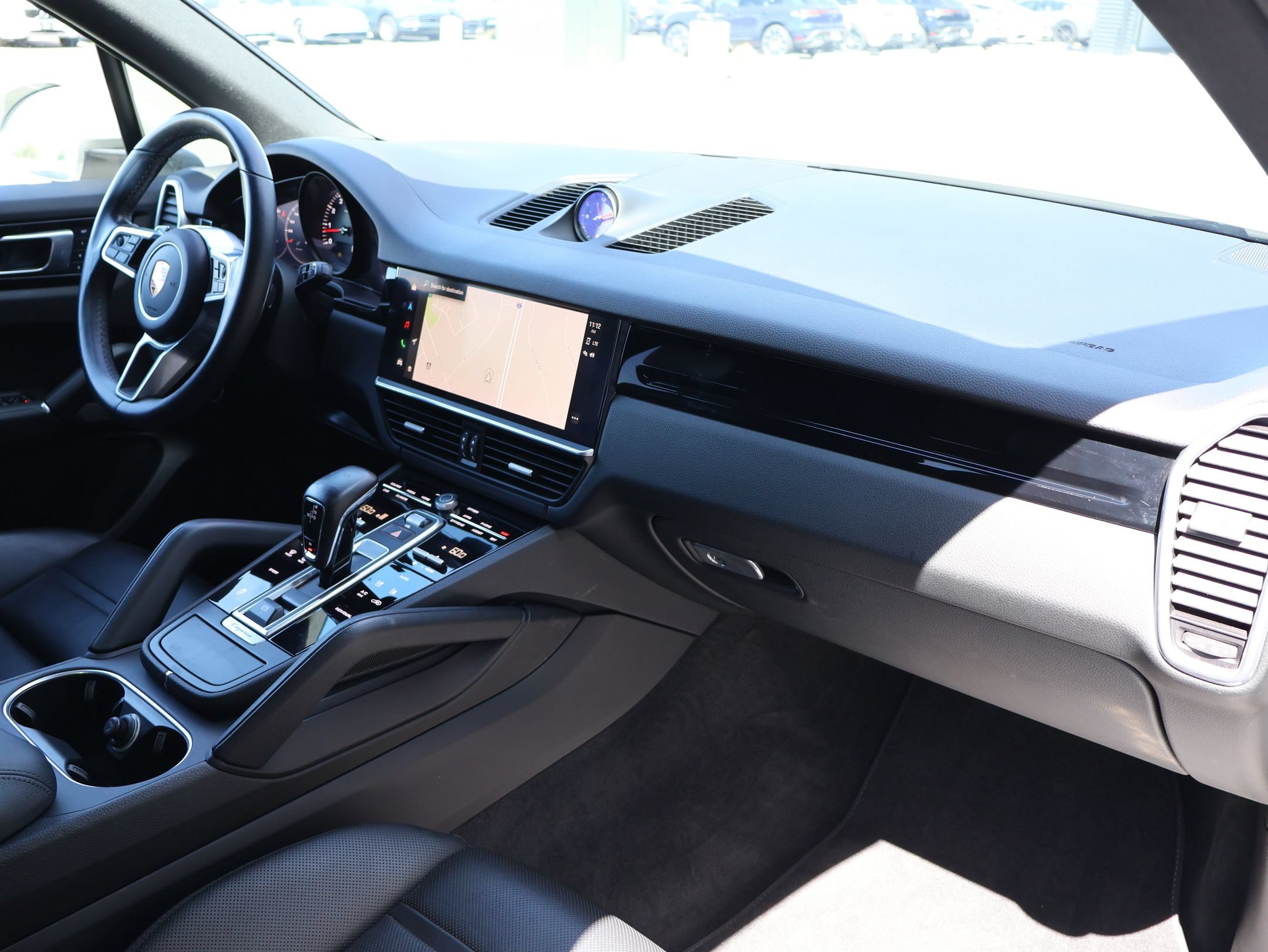 Used 2022 Porsche Cayenne AWD/4WD image 27