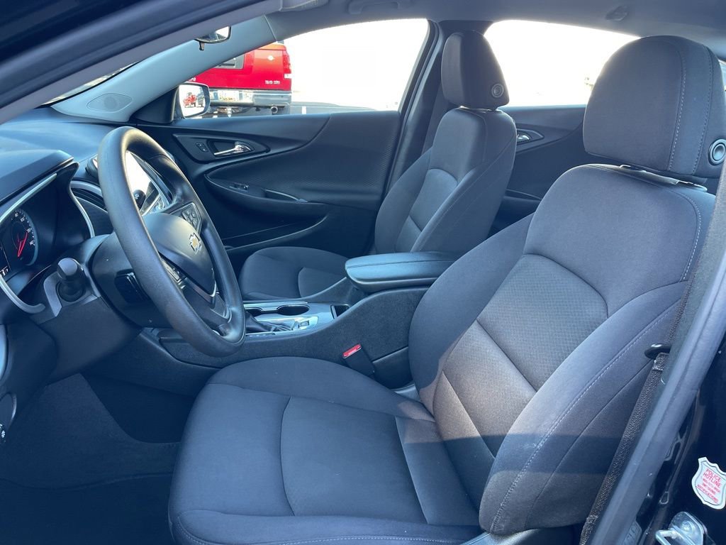 Used 2024 Chevrolet Malibu LT image 18