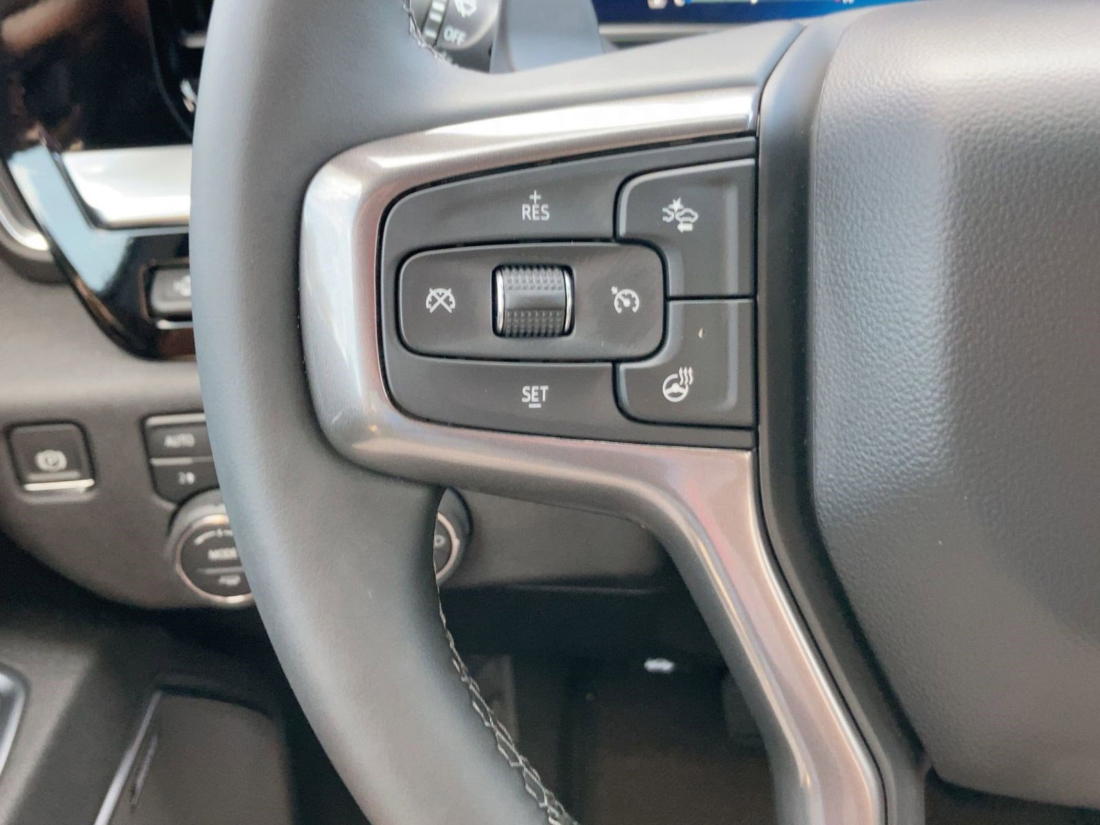 New 2026 Chevrolet Silverado 1500 High Country w/ Midnight Edition image 15