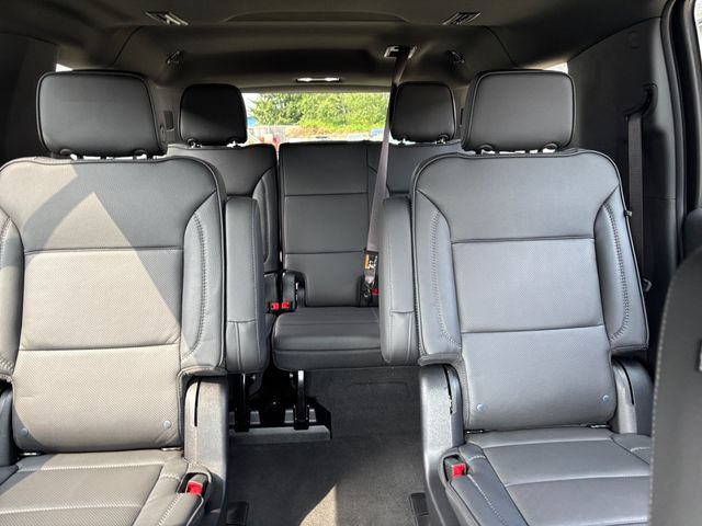 Used 2026 GMC Yukon XL Denali w/ Sun & Power Step Package AWD/4WD image 22