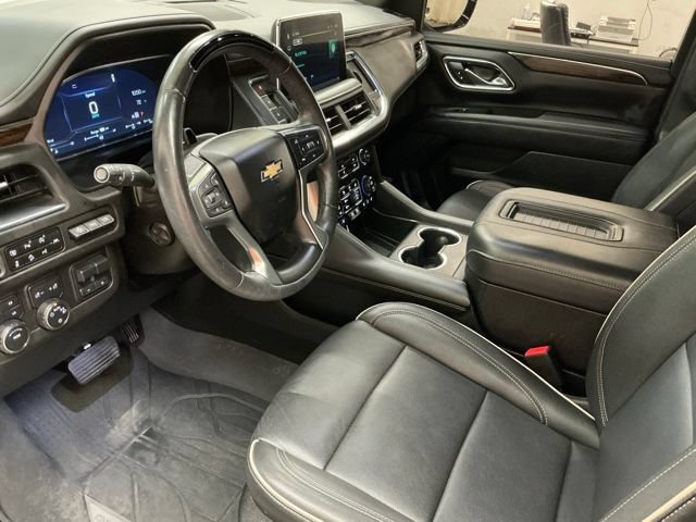 Used 2023 Chevrolet Tahoe Premier w/ Advanced Technology Package AWD/4WD image 14