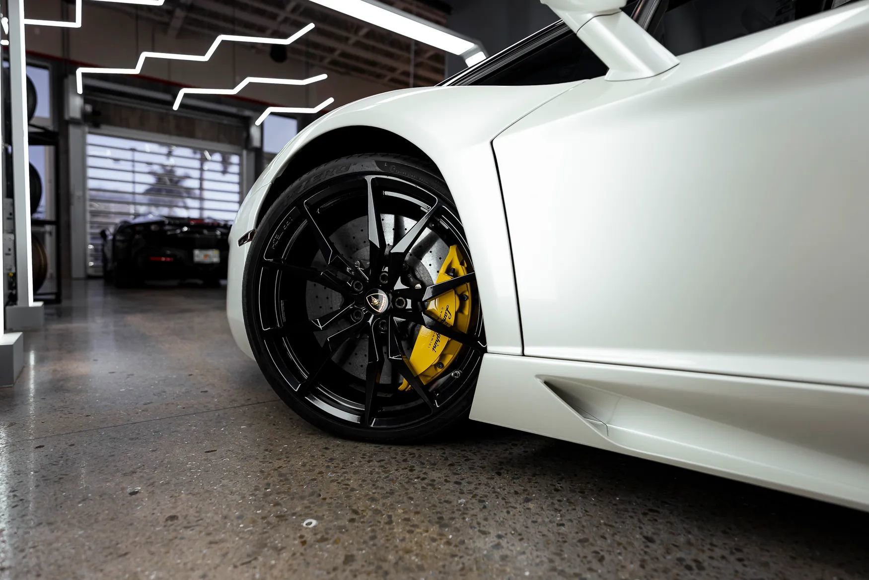 Used 2016 Lamborghini Aventador LP 700-4 image 12