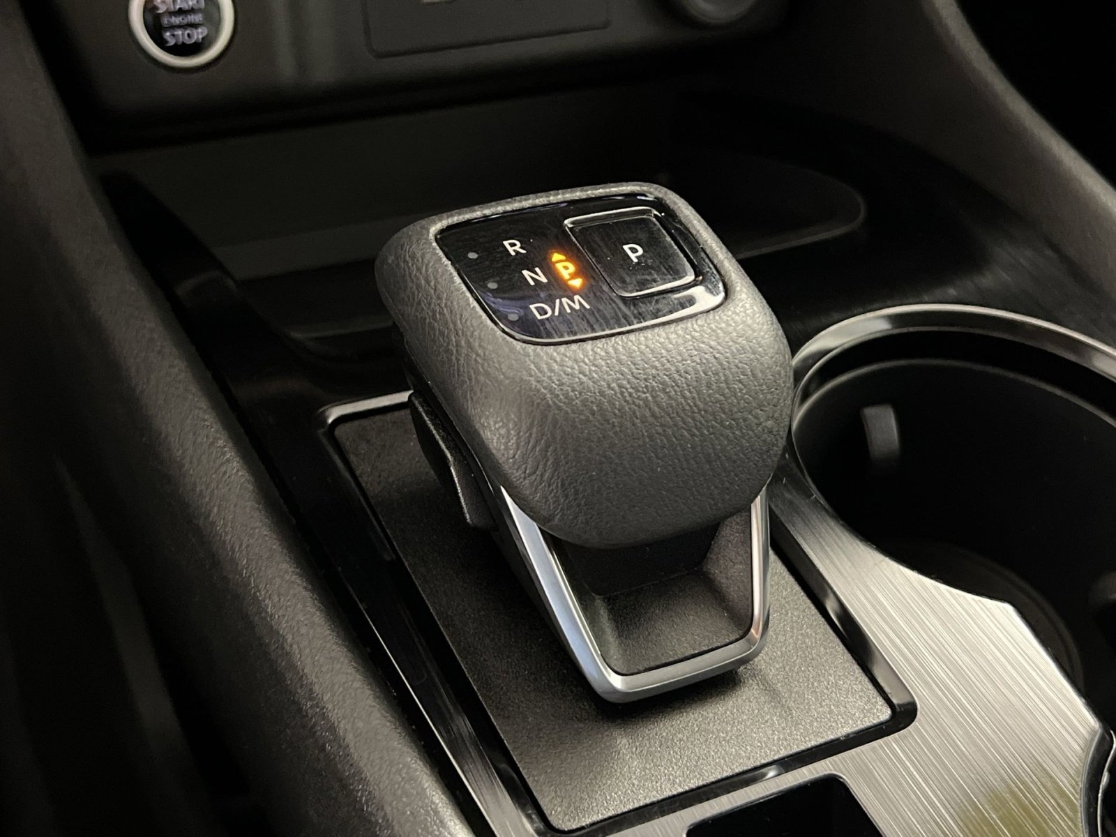 Used 2023 Nissan Rogue SV w/ SV Premium Package image 21