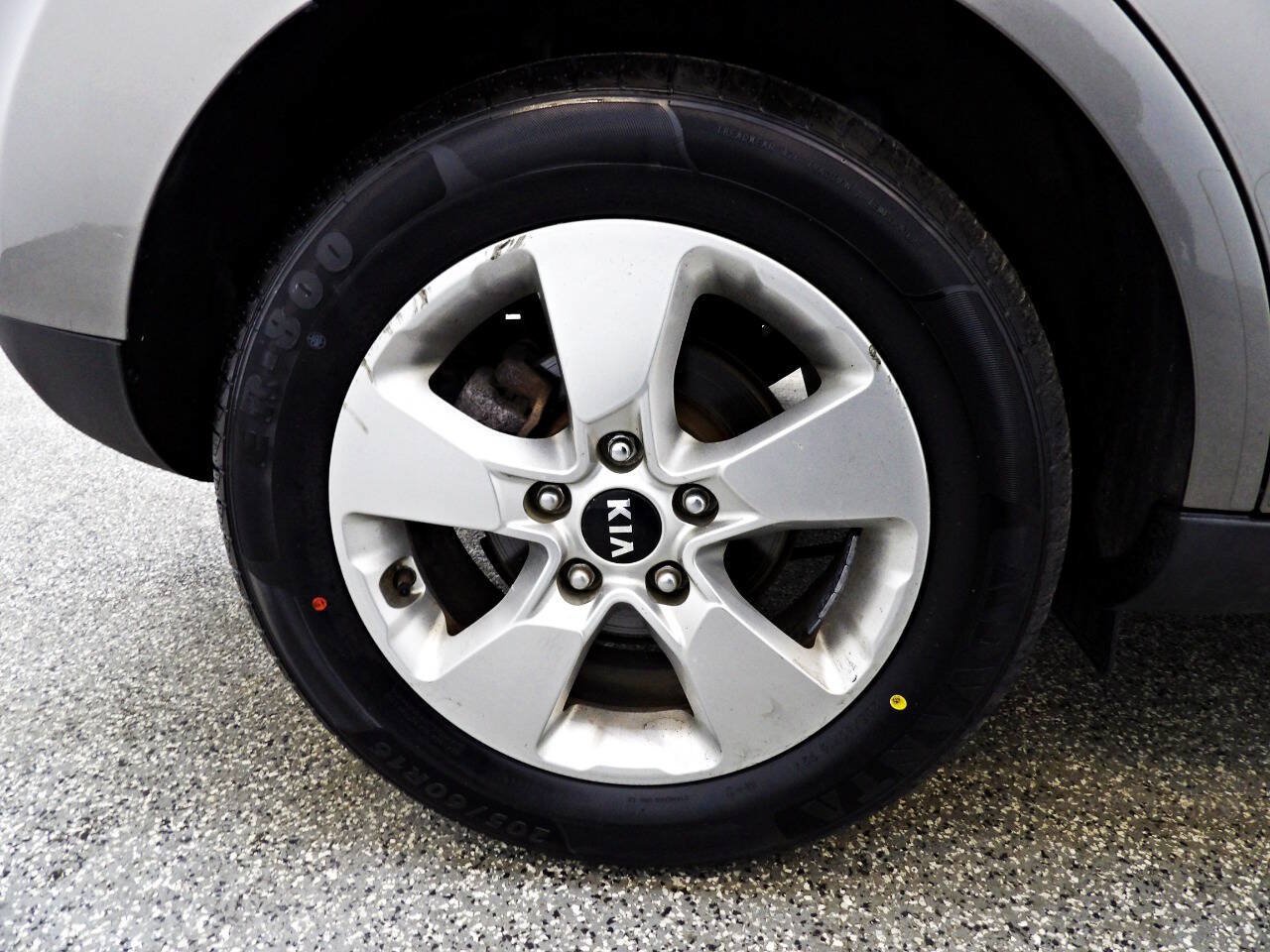 Used 2017 Kia Soul FWD image 19