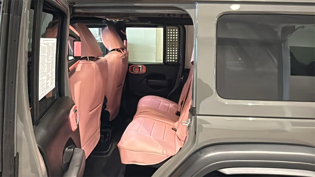 Used 2022 Jeep Wrangler Unlimited Sport image 16