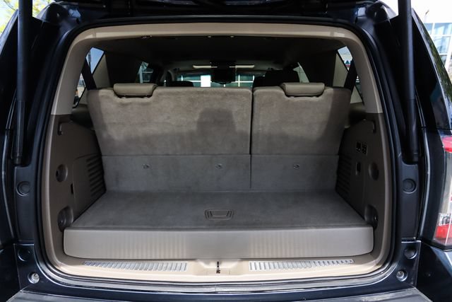 Used 2019 GMC Yukon SLT w/ Open Road Package AWD/4WD image 46