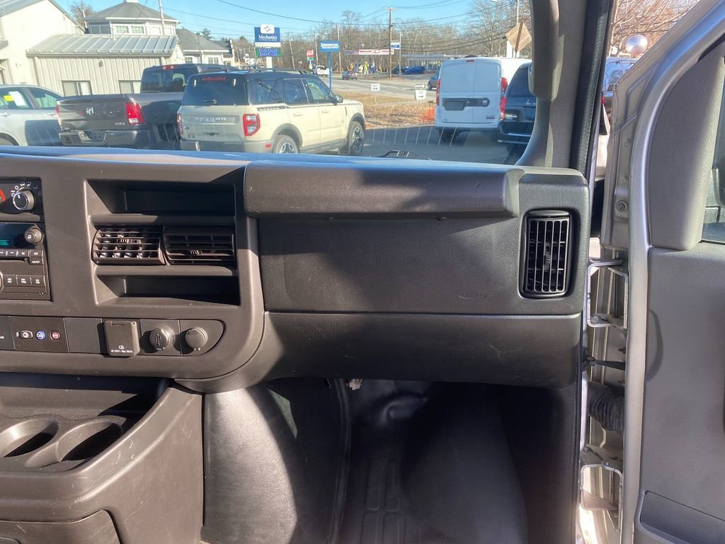Used 2017 Chevrolet Express 2500 LS image 24