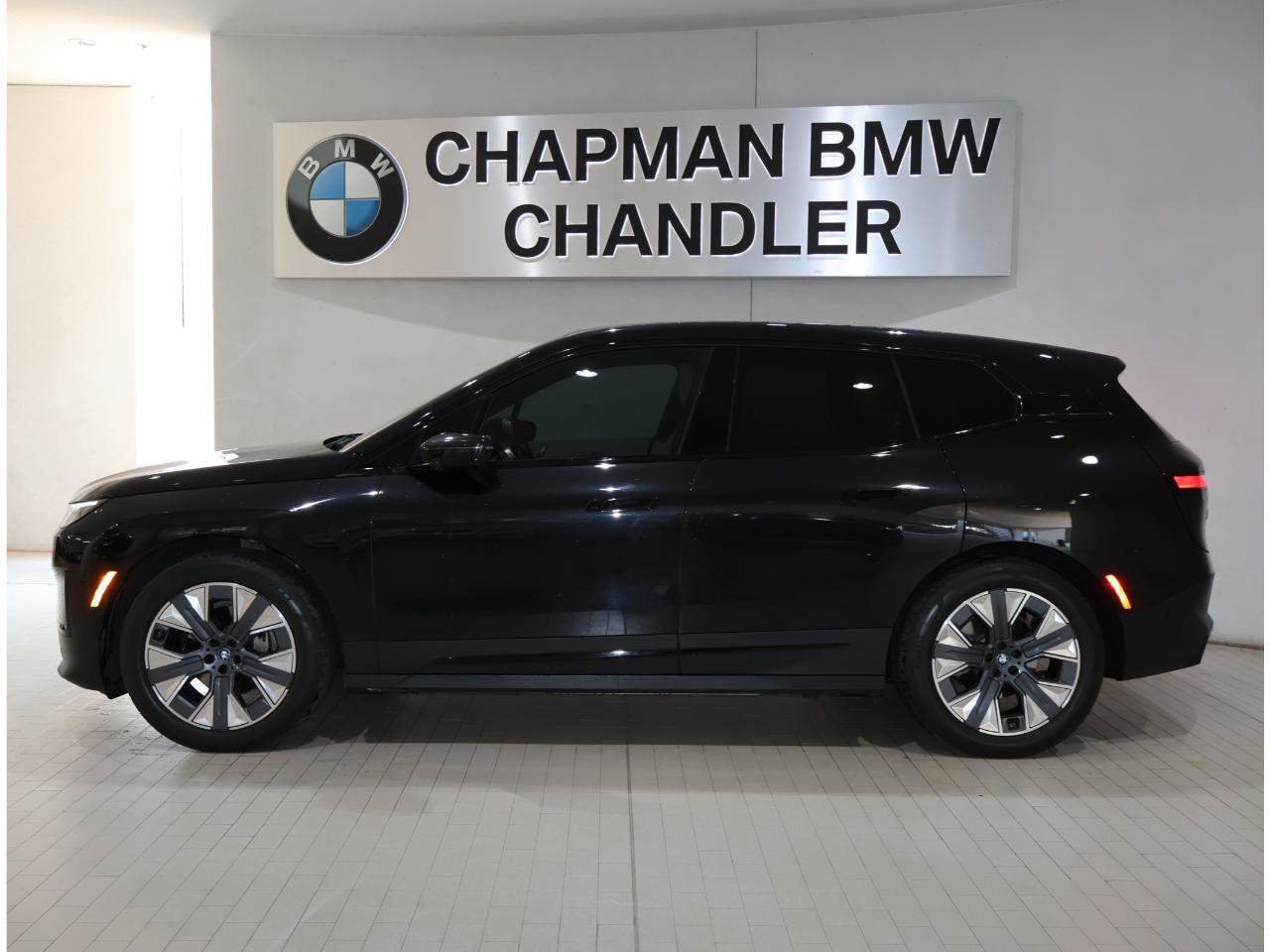 Certified 2024 BMW iX xDrive50 AWD/4WD image 3